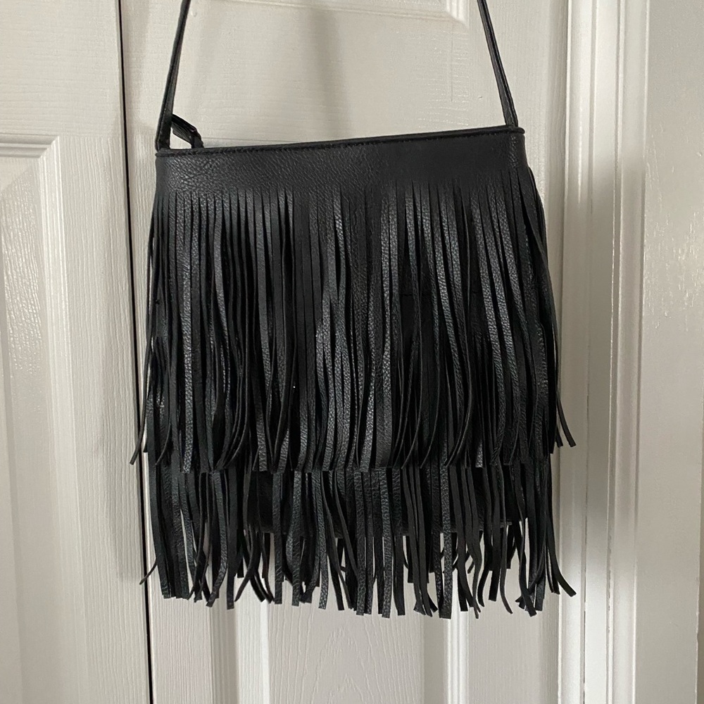 Black fringe crossbody purse